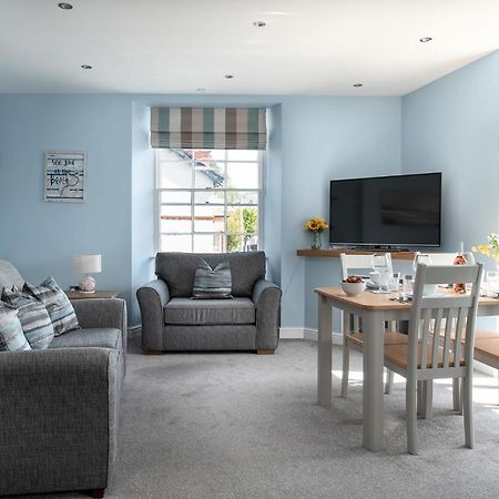 Abbey Road Boutique Holiday Apartment Llandudno Buitenkant foto