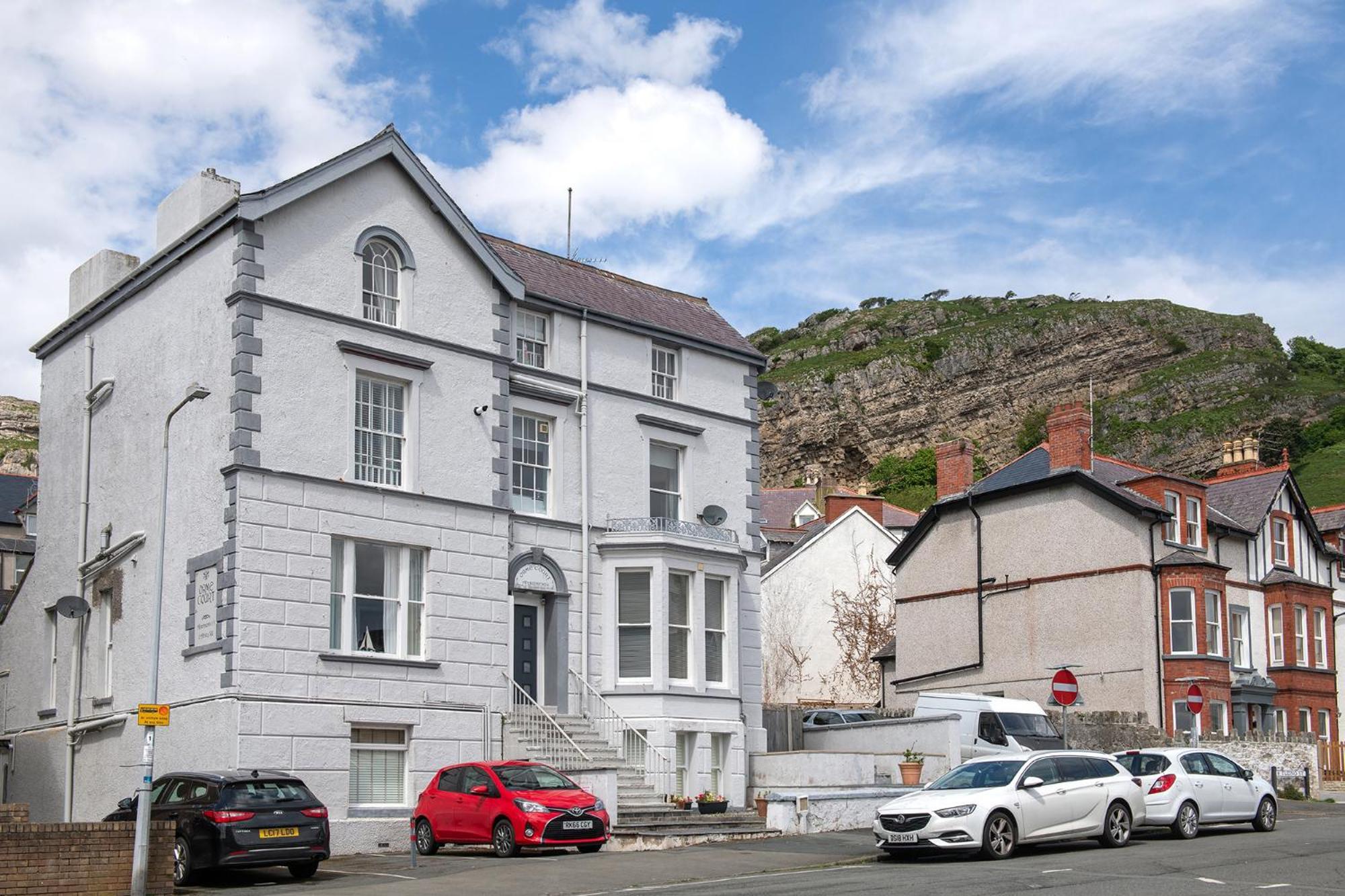 Abbey Road Boutique Holiday Apartment Llandudno Buitenkant foto